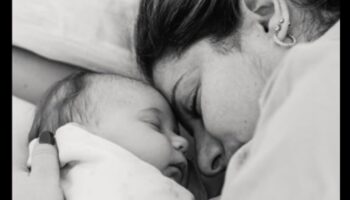 النوم الحلو: إعطاء الأولوية للراحة من أجل نمو سعيد للطفل